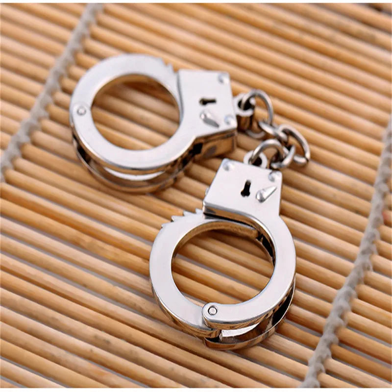 Fashionable creative mini simulation handcuffs